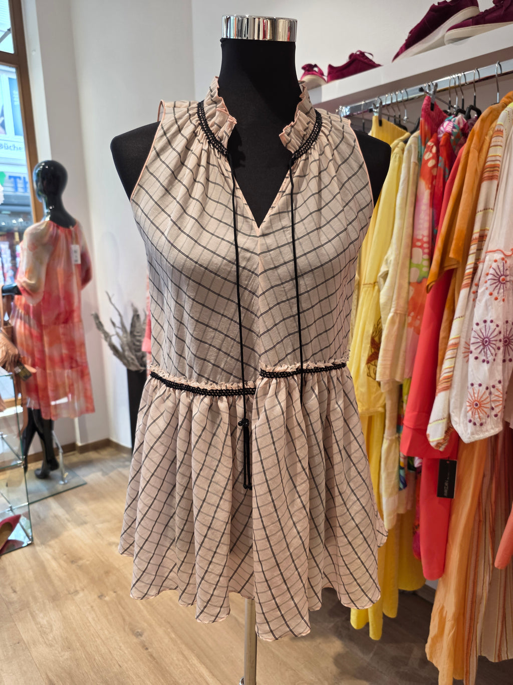BLUSE TUNIKA ROSE VOLANT GR.36