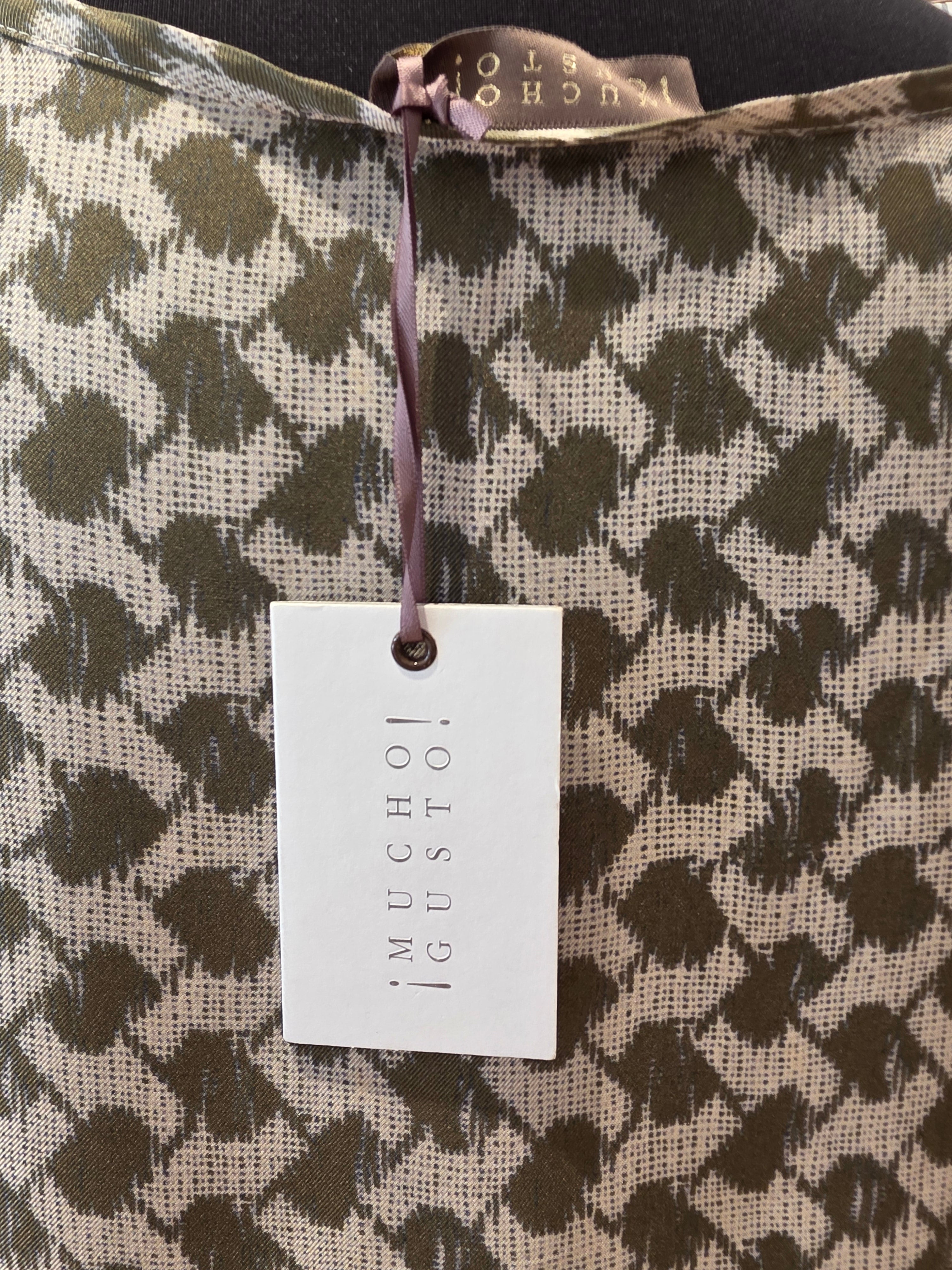 MUCHO GUSTO KLEID TUNIKAKLEID SEIDE GRÜN/KGALI/OLIVE GR.S