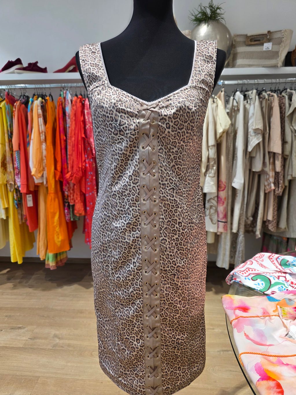 BLUGIRL BLUMARINE KLEID ETUIKLEID LEO TAUPE GR.36/38